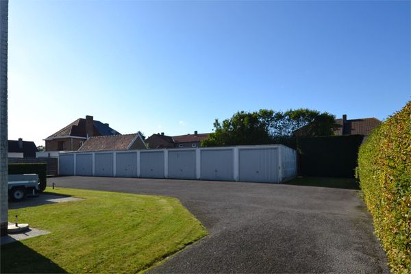Garage
                                verkocht
                                in Assebroek