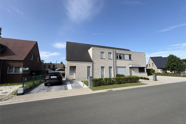Huis
                                te huur
                                in Torhout