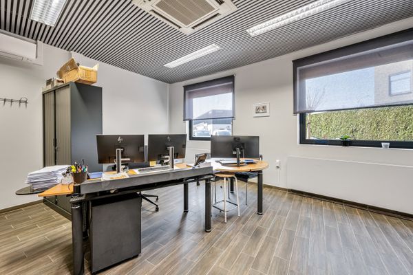 Kantoor te koop / Zwijnaarde