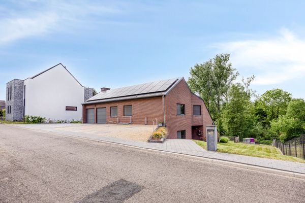 Estate main image