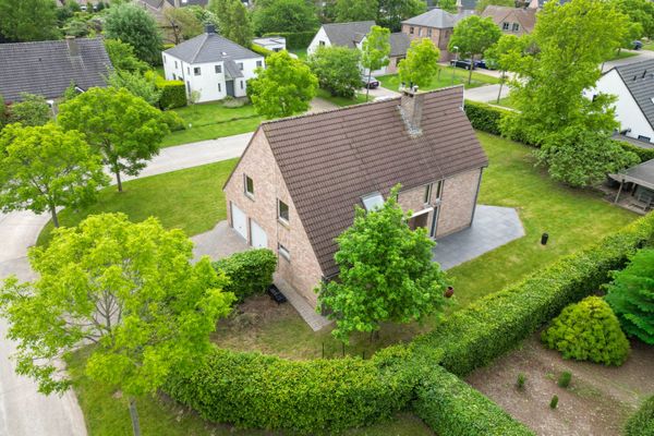 Villa
                            te koop in Lochristi