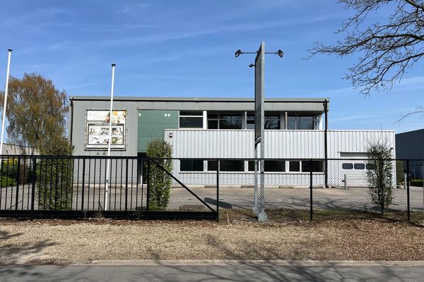 Industrieel te koop / Genk