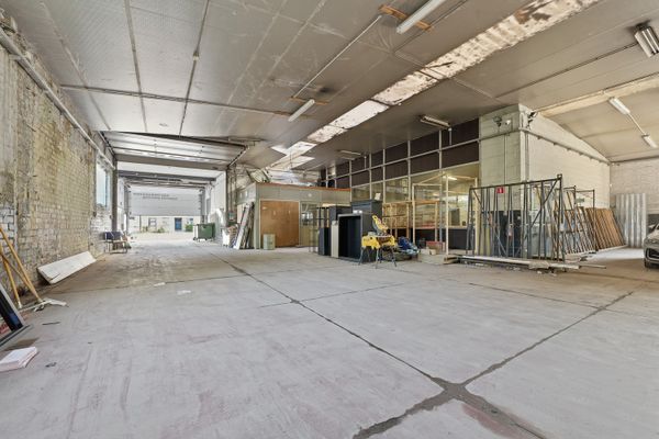 Industrieel te koop / Tongeren