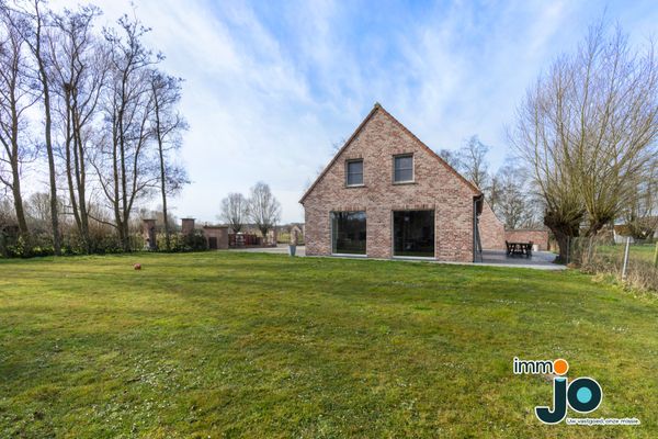 Huis
                                te koop
                                in Zedelgem