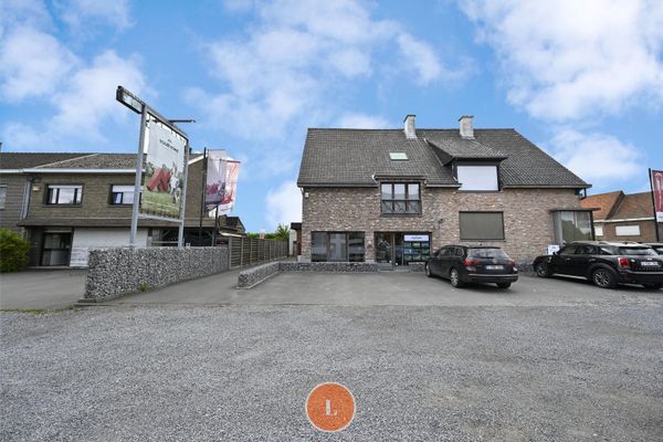 kantoorgebouw
                            te koop in Waregem