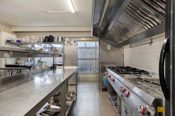 Commercieel te koop / Pelt