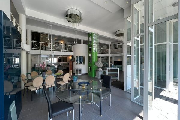 Commercieel te koop / Merksem