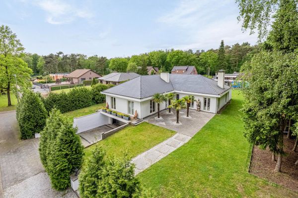 Estate main image