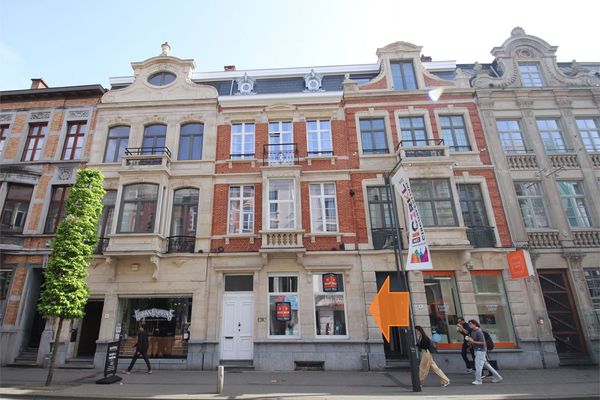 Handelsgelijkvloers
                            verhuurd in Leuven