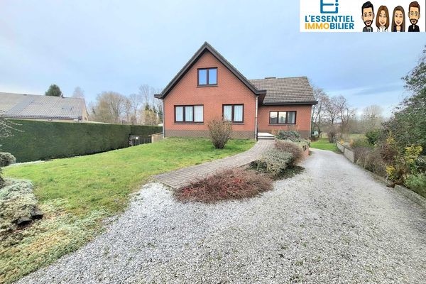 Villa
                            a vendre in Wanfercée-Baulet