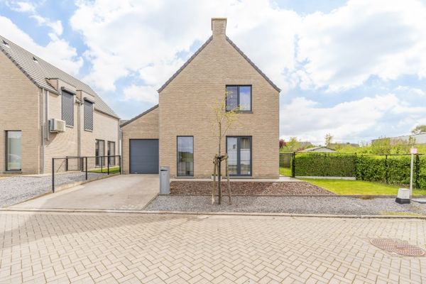 Huis
                                verkocht in Nieuwerkerken