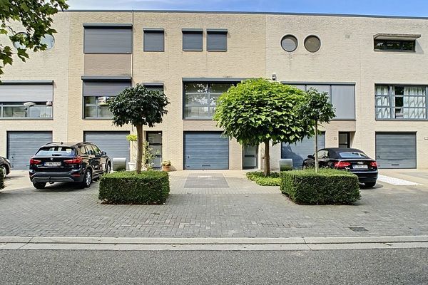 estate img