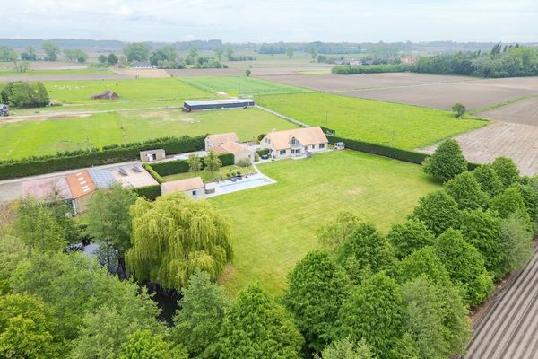 Huis
                                te koop
                                in Zwevezele