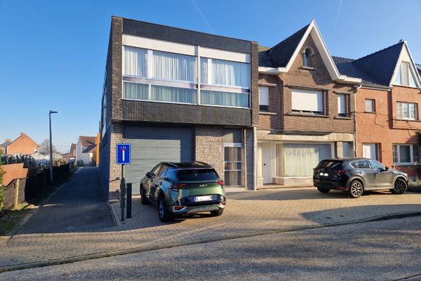Magazijn
                            te koop in Grembergen