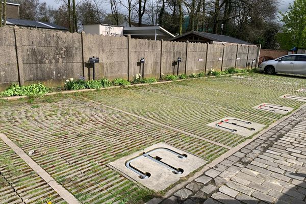 Garage
                                te huur
                                in Kortemark