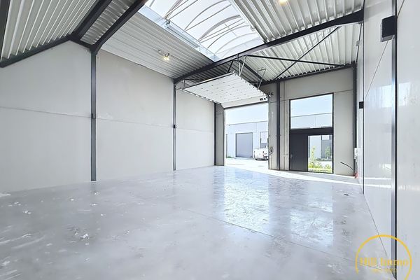 Industrieel te huur / Ieper