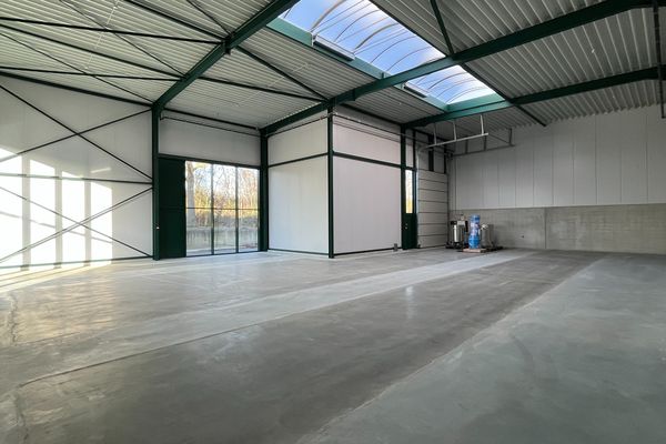 Industrieel te koop / Hasselt