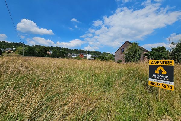 Terrain constructible
                            a vendre in Durbuy