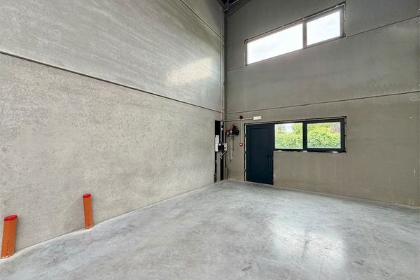 Commercieel te koop / Eeklo