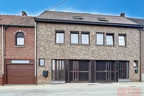 Huis
                                optie koop
                                in Herzele