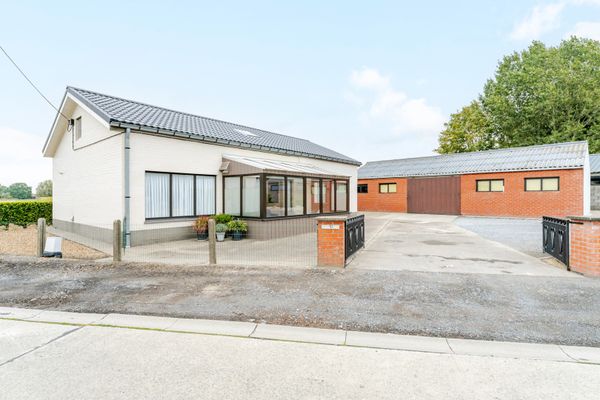 Huis
                                verkocht
                                in Zwevezele