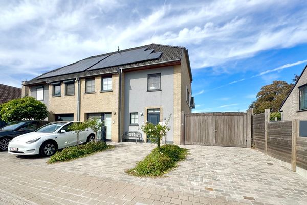 Huis
                            optie koop in Wielsbeke
