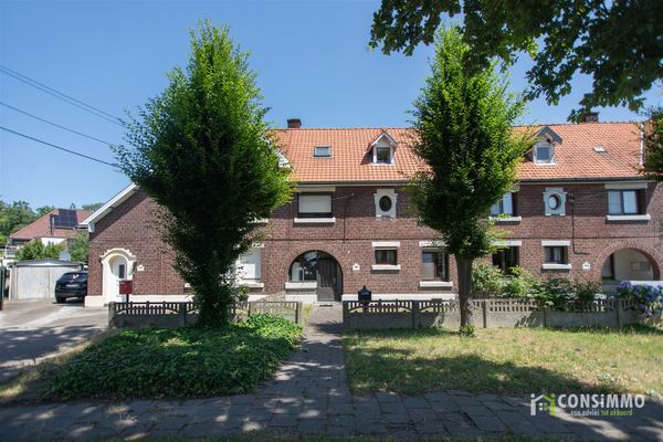 Estate main image