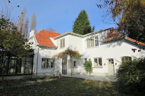 Estate main image