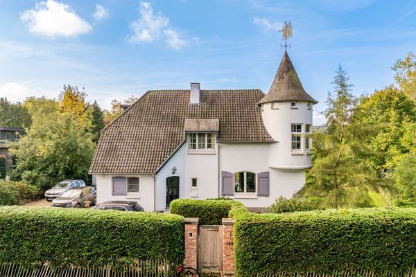 Estate main image