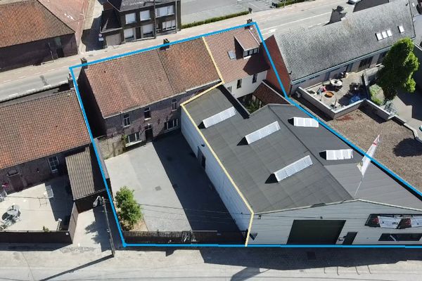Magazijn
                            te koop in Desselgem
