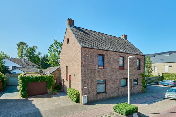 Huis
                                te koop
                                in Lommel