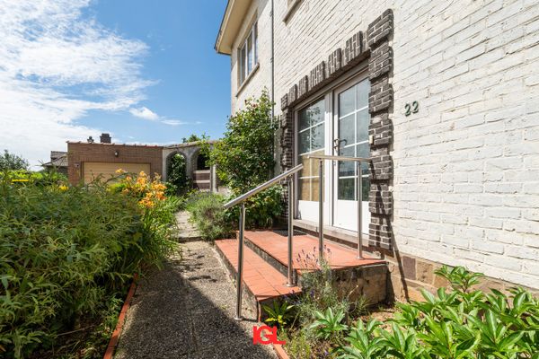 Estate main image