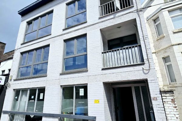 Appartement
                            a vendre in Couillet