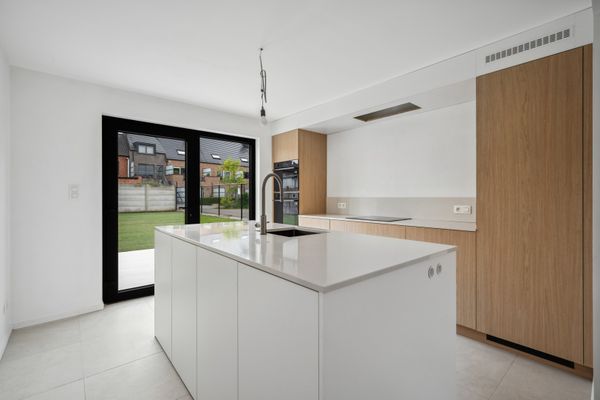 Huis te koop / Baal