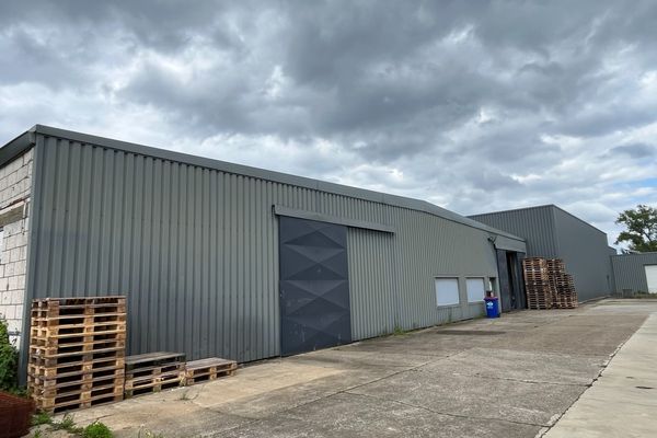 Industrieel te koop / Laakdal