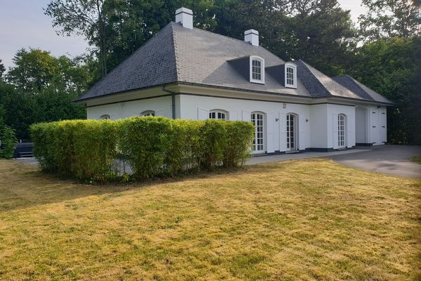 Huis
                            verhuurd in Sint-Kruis