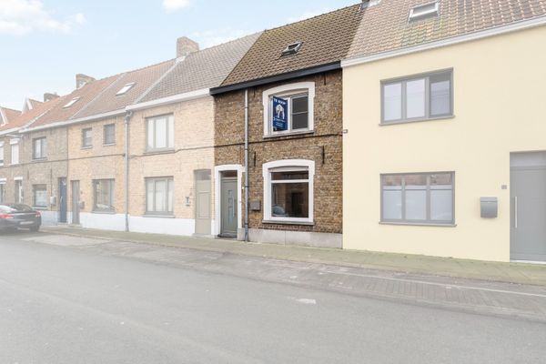 Huis
                            te koop in Sint-Kruis