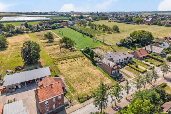 Bouwgrond
                            te koop in Velm