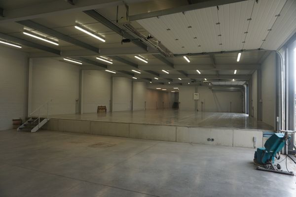 Commercieel te huur / Paal