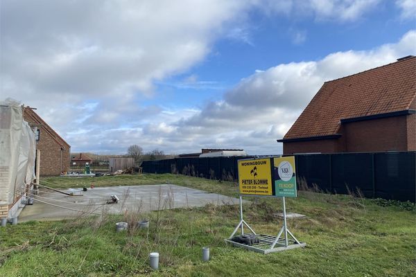 Koppelwoning
                            te koop in Waardamme
