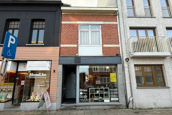 Opbrengsteigendom
                            te koop in Brasschaat