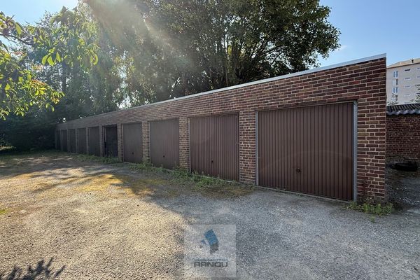 Garage
                            te huur in Deinze