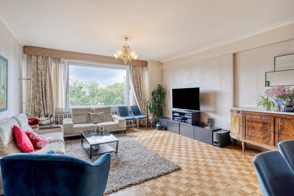 Estate main image