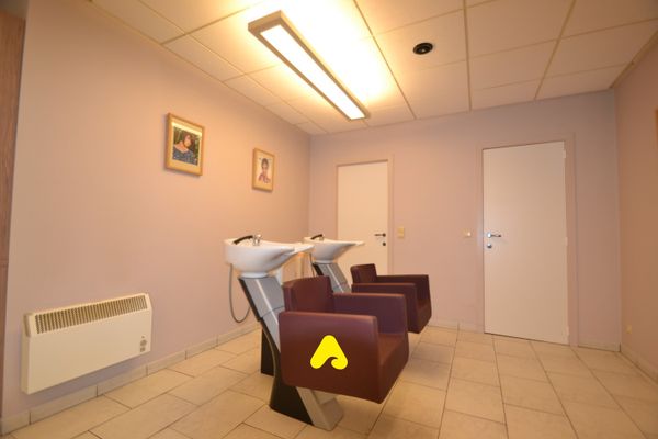 Commercial a vendre / De Panne