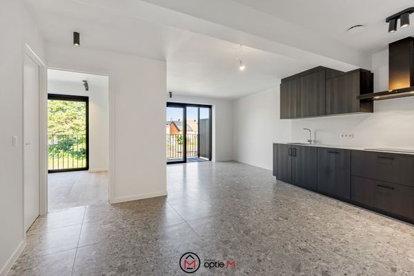 Estate main image