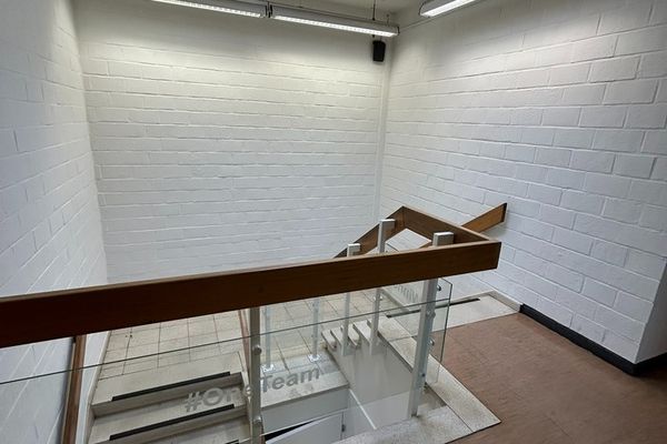 Industrieel te koop / Hasselt