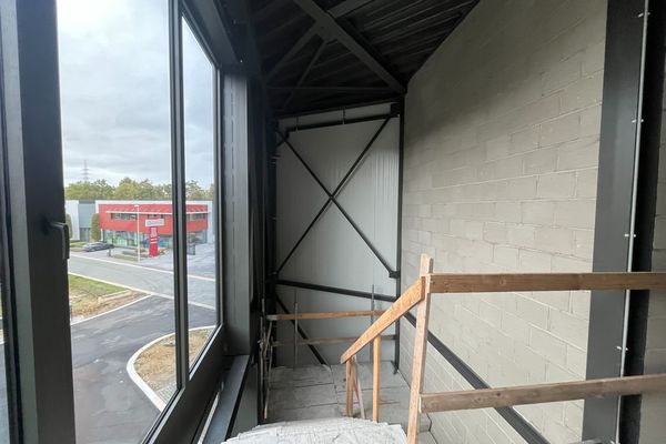 Industrieel te koop / As