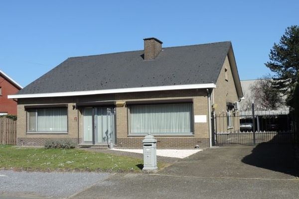 Huis verkocht / Paal