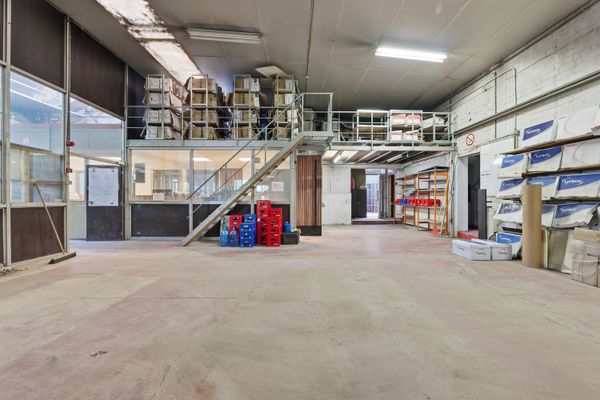 Industrieel te koop / Tongeren