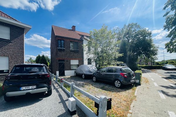 Huis
                            optie koop in Sint-Martens-Latem